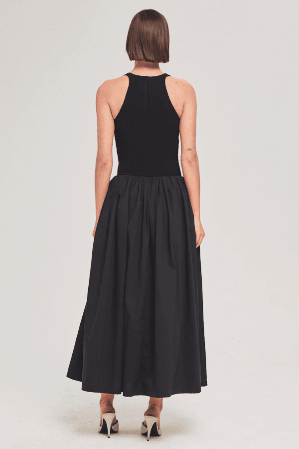 Sirinda Dress Black